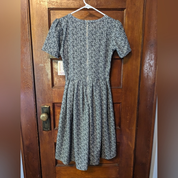 Lula Roe dress with pockets - Picture 4 of 4